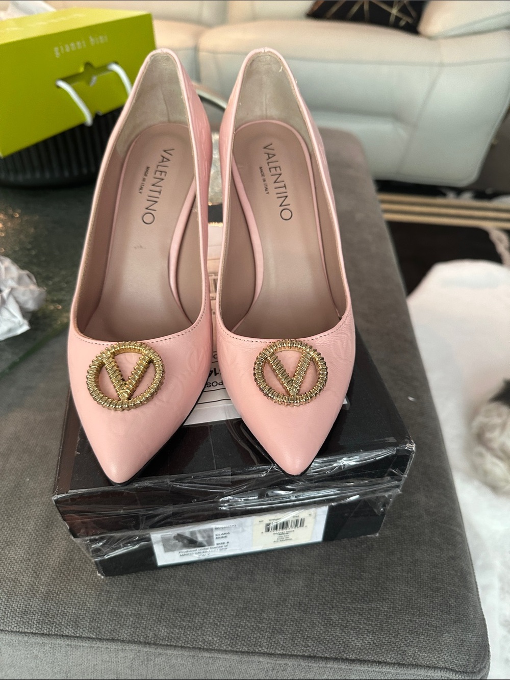Valentino Pink Pointed-Toe Pumps with Gold Logo size 8 Run Small like 7.5